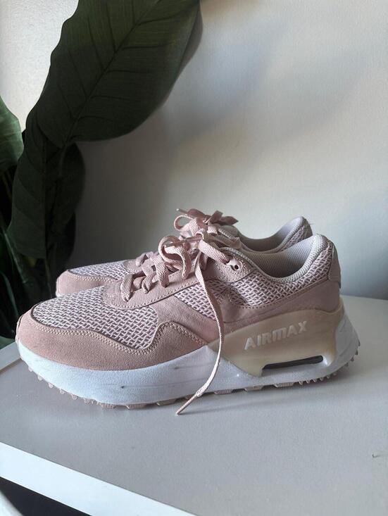 Nike Shoes - PINK NIKE SNEAKERS SIZE 9